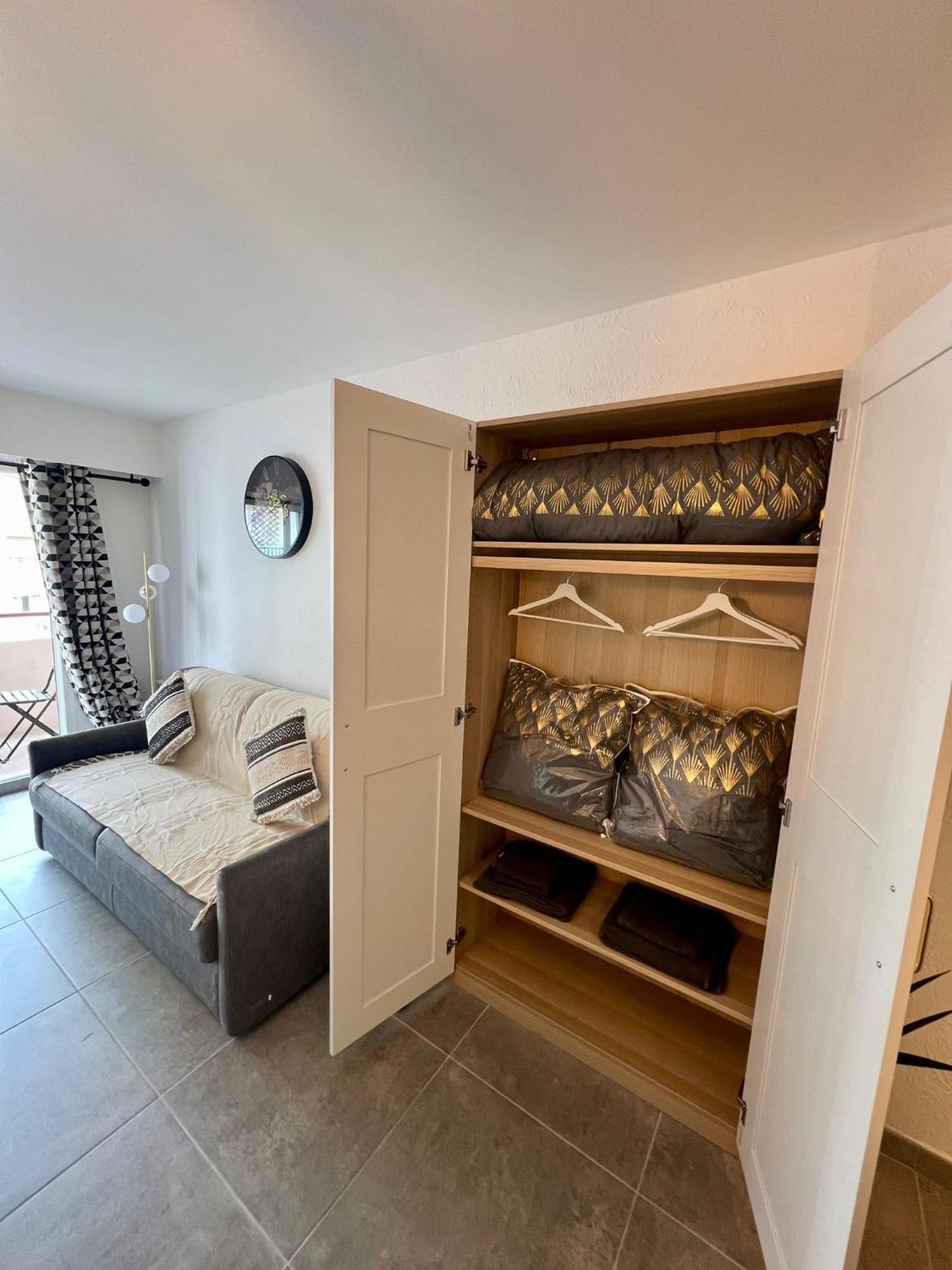 Studio Climatise, Cosy Et Calme Au Centre Ville Antibes Eksteriør billede