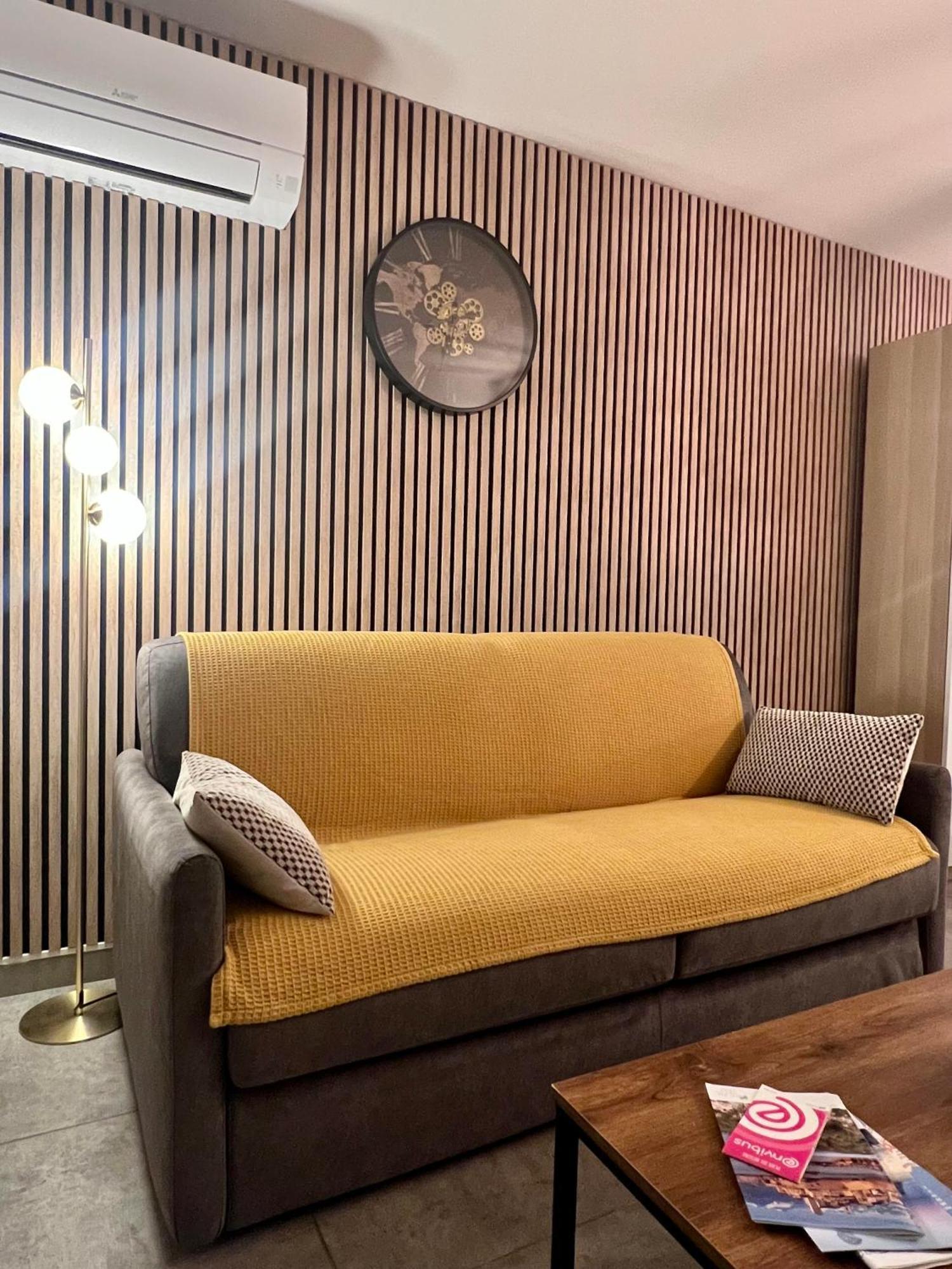Studio Climatise, Cosy Et Calme Au Centre Ville Antibes Eksteriør billede